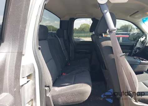 2010 Chevrolet Silverado 1500 Lt z USA, uszkodzony, nr VIN 1GCSKSE33AZ173896